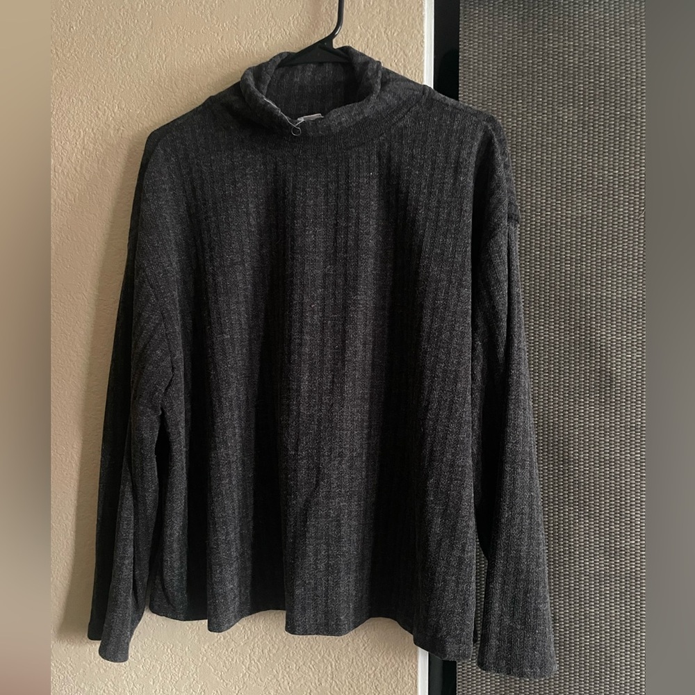 Long sleeve turtle neck